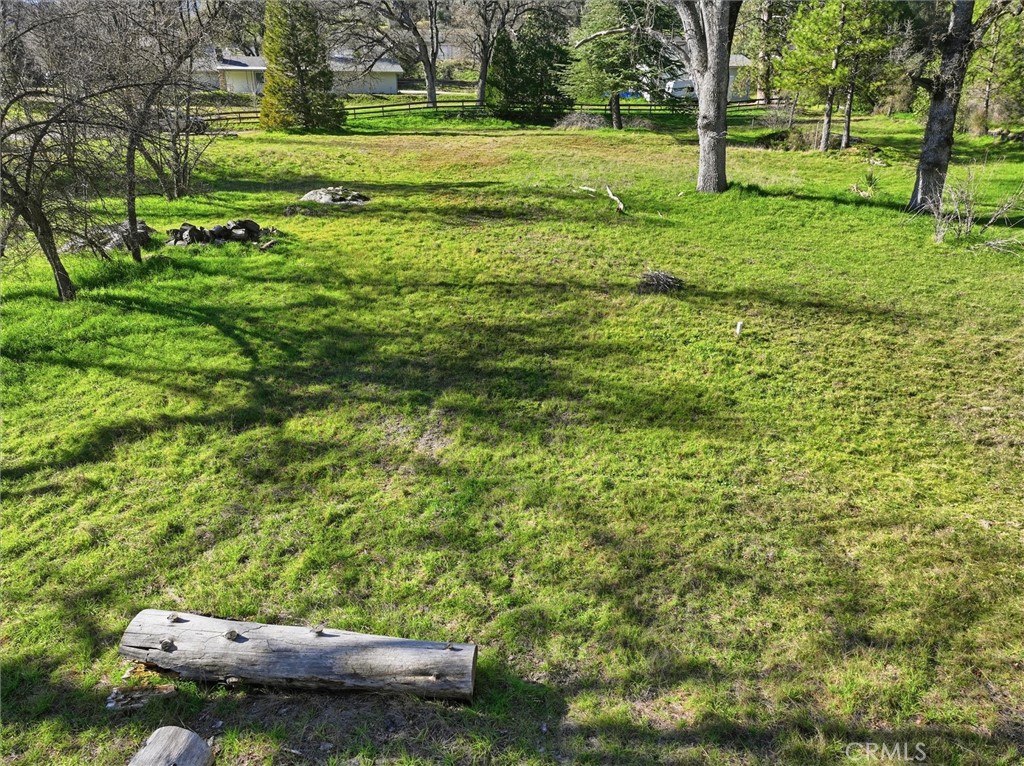 40833 Winding Way Oakhurst, CA 93644 - Photo 10 of 19