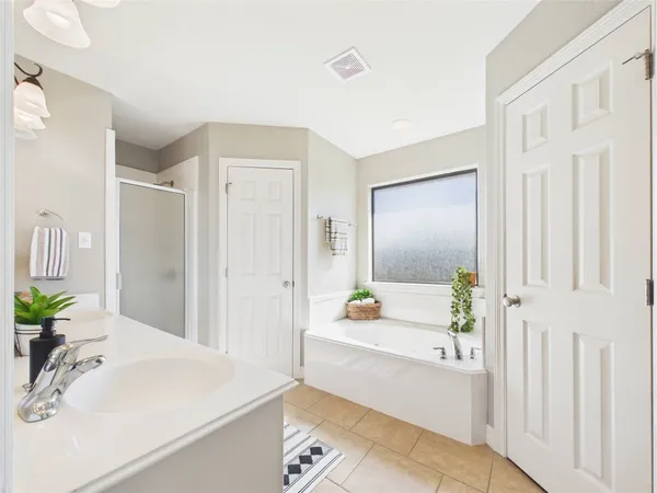 $274,000 | 131 Eagle Nest Court, Richwood, TX 77566