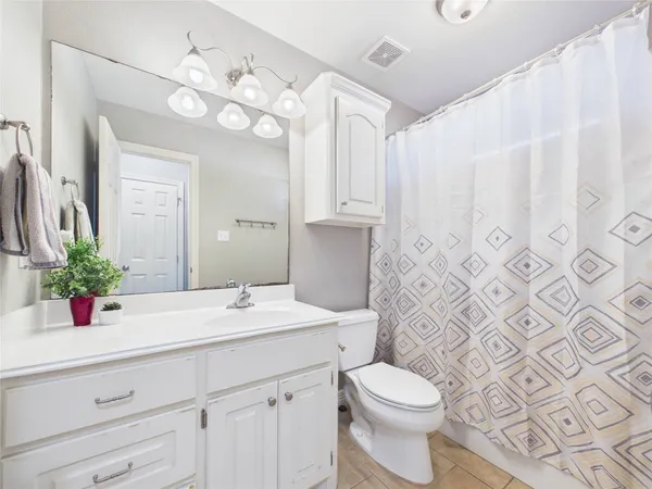 $274,000 | 131 Eagle Nest Court, Richwood, TX 77566