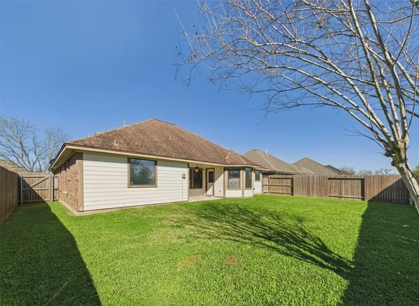 $274,000 | 131 Eagle Nest Court, Richwood, TX 77566