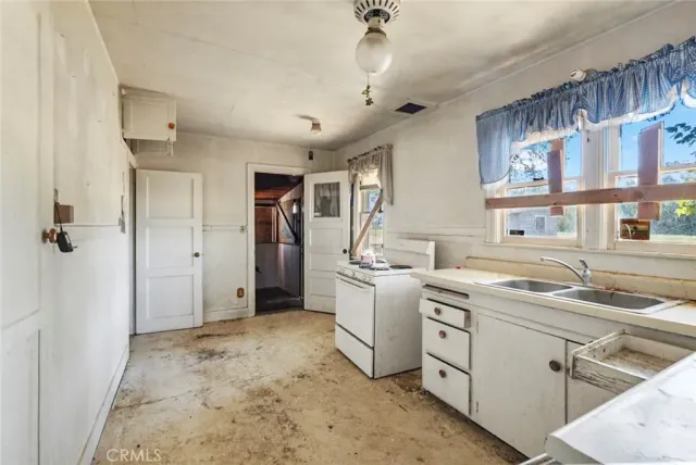 a view of an entryway