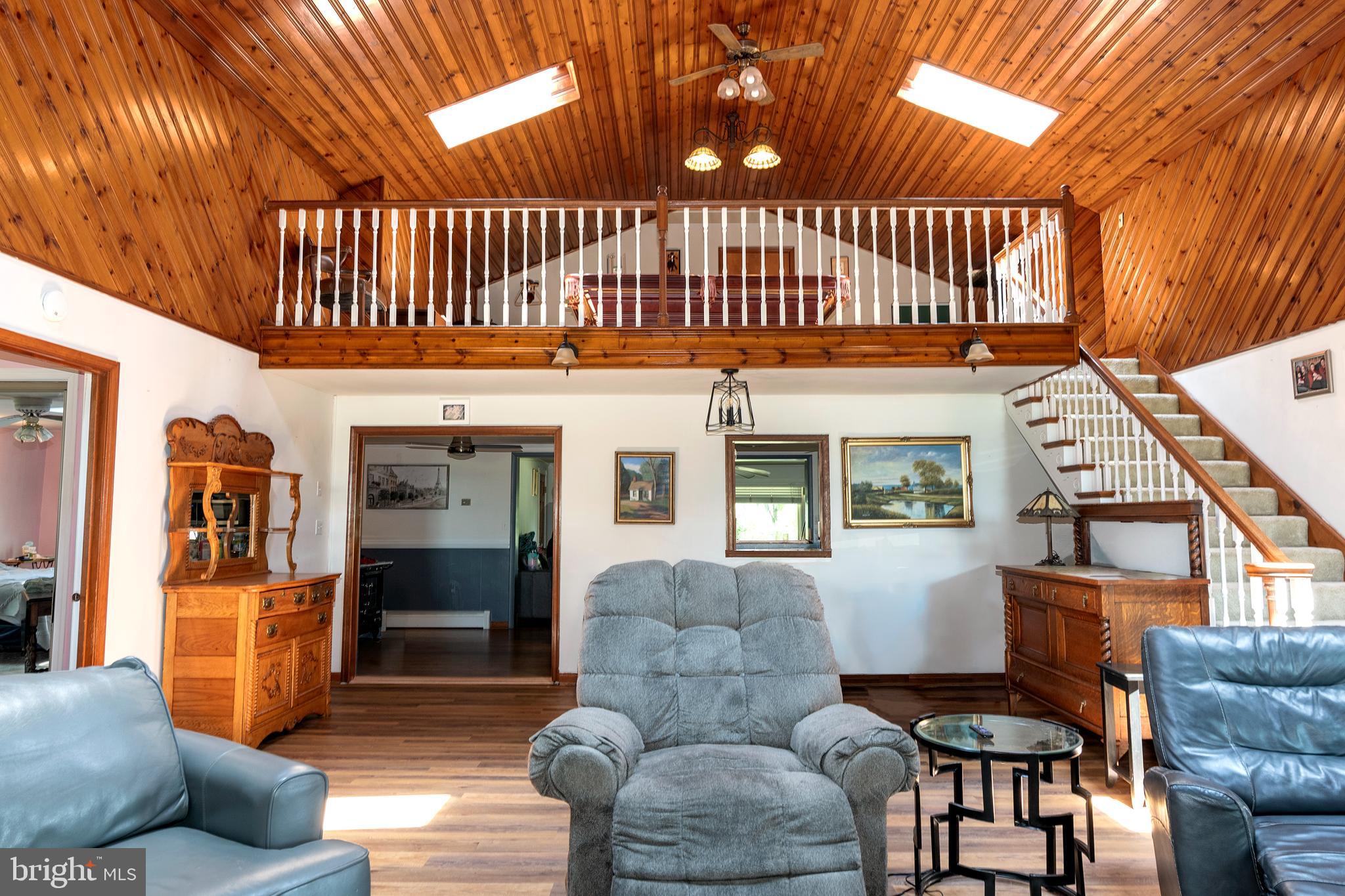 4657 Maiden Forest Road Rhodesdale, MD 21659 - Photo 3 of 32 Great Loft with Wooden Ceiling