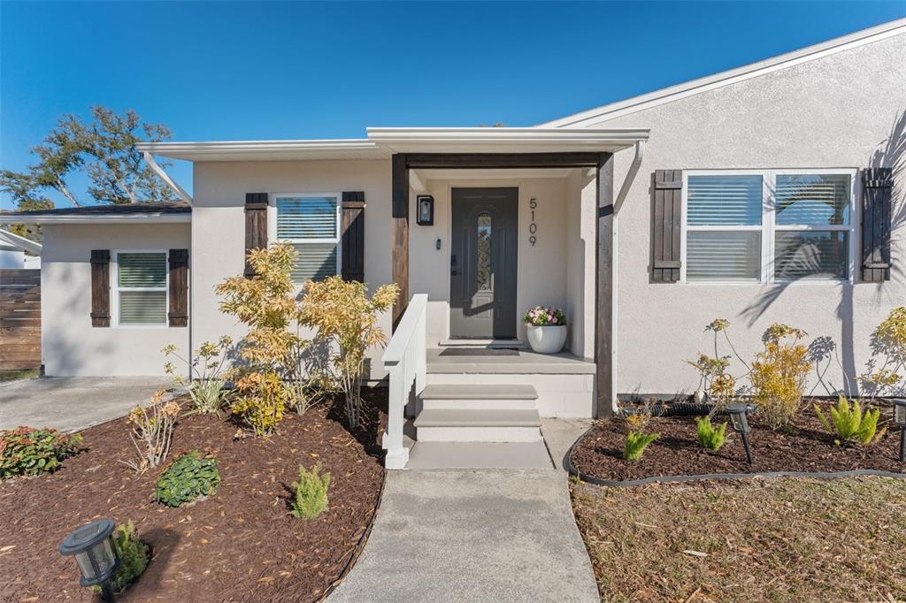 5109 North Rome Avenue Tampa, FL 33603 - Photo 2 of 34