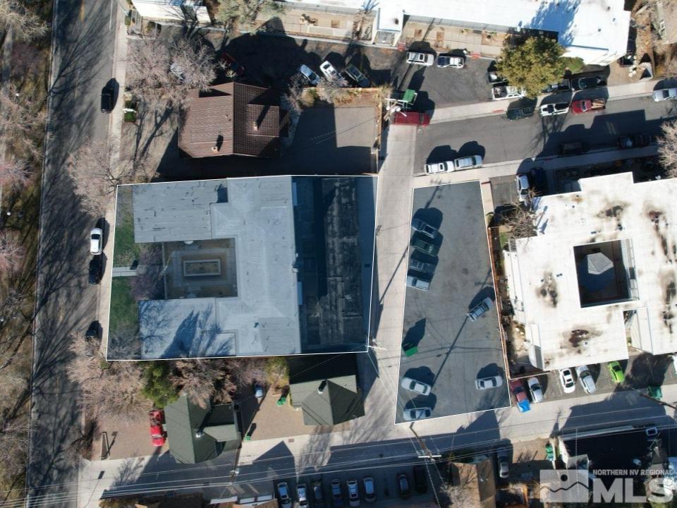 1045 Riverside Drive Reno, NV 89503 - Photo 12 of 23