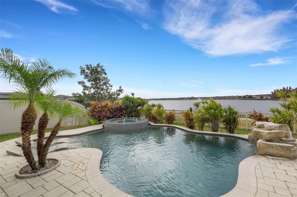 19613 Long Lake Ranch Boulevard Lutz, FL 33558 - Photo 6 of 64