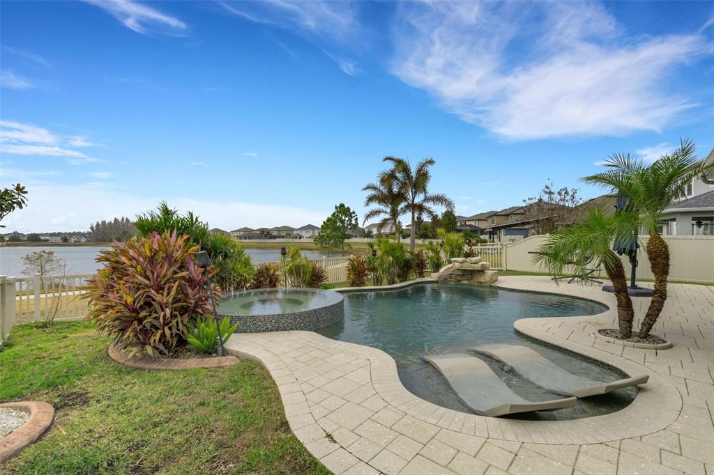 19613 Long Lake Ranch Boulevard Lutz, FL 33558 - Photo 7 of 59