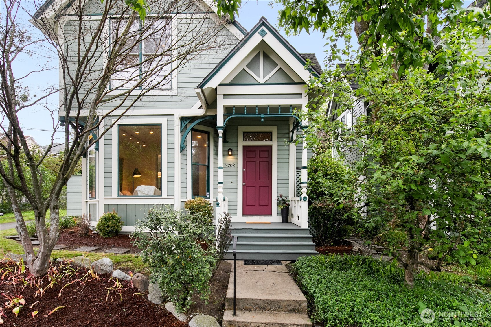 2202 East John Street Seattle, WA 98112 - Photo 33 of 34