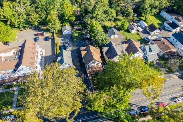 $2,600 | 724 South Avenue, Unit 1, Westfield, NJ 07090