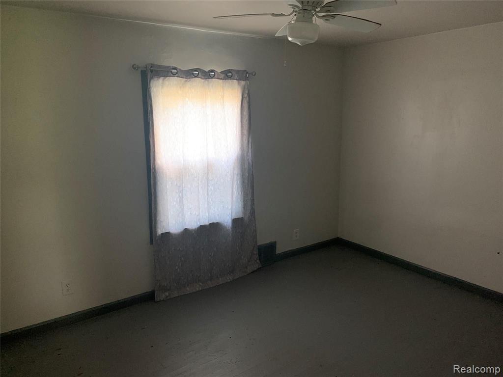 29733 Grandview Street Inkster, MI 48141 - Photo 5 of 7