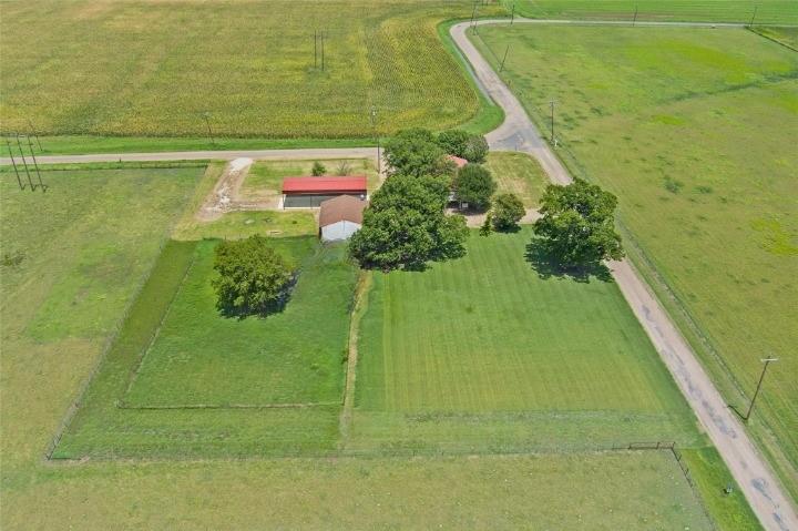 358 Wright Road Waxahachie, TX 75167 - Photo 34 of 38 a view of a lake