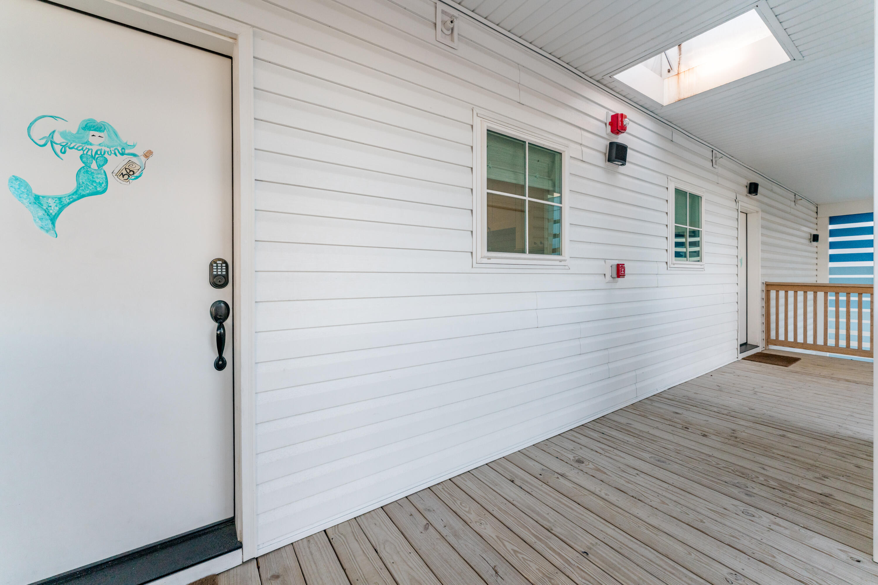 115 East Arctic Avenue, Unit 3B Folly Beach, SC 29439 - Photo 29 of 54 112 3B-31