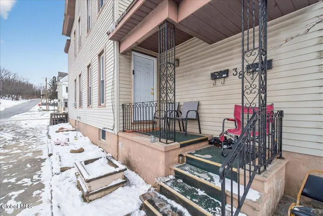 $199,900 | 38 Milton Avenue, Amsterdam, NY 12010