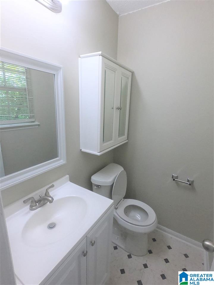 2712 7th Place Northeast Center Point, AL 35215 - Photo 9 of 13