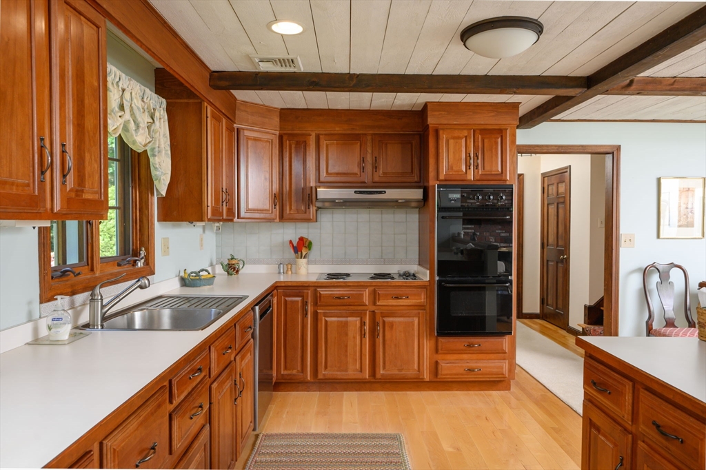 97 Damons Point Road Marshfield, MA 02050 - Photo 7 of 41 Gallery Image 7