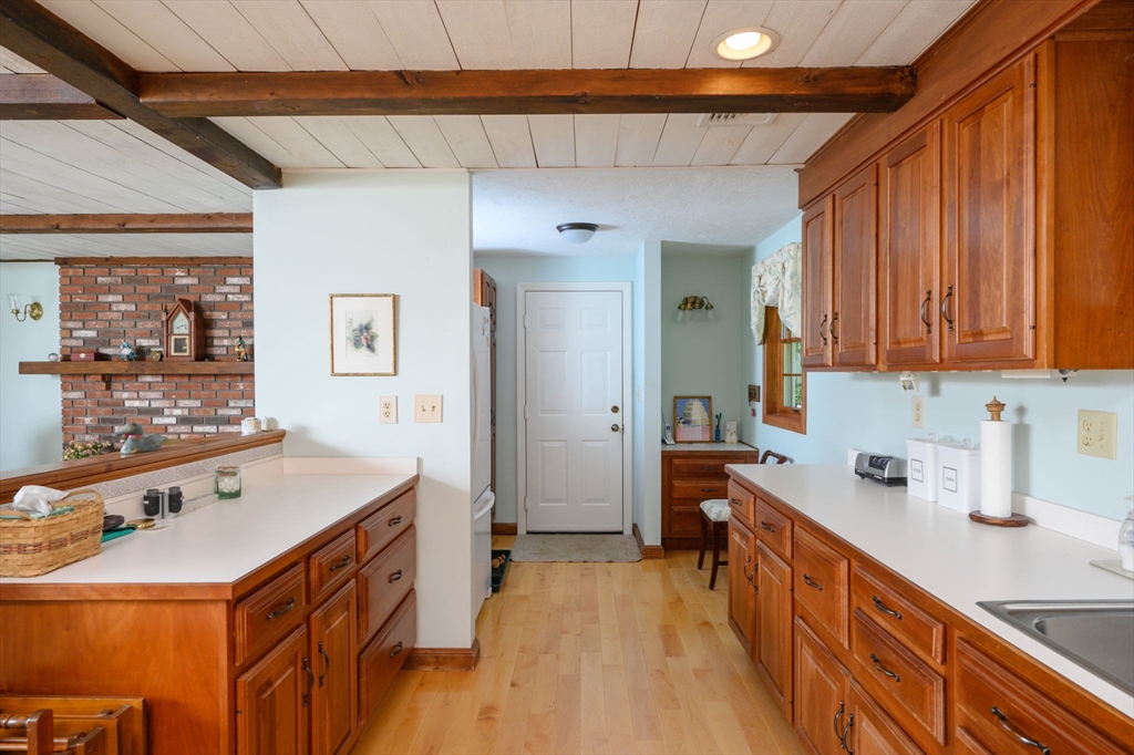 97 Damons Point Road Marshfield, MA 02050 - Photo 8 of 41 Gallery Image 8