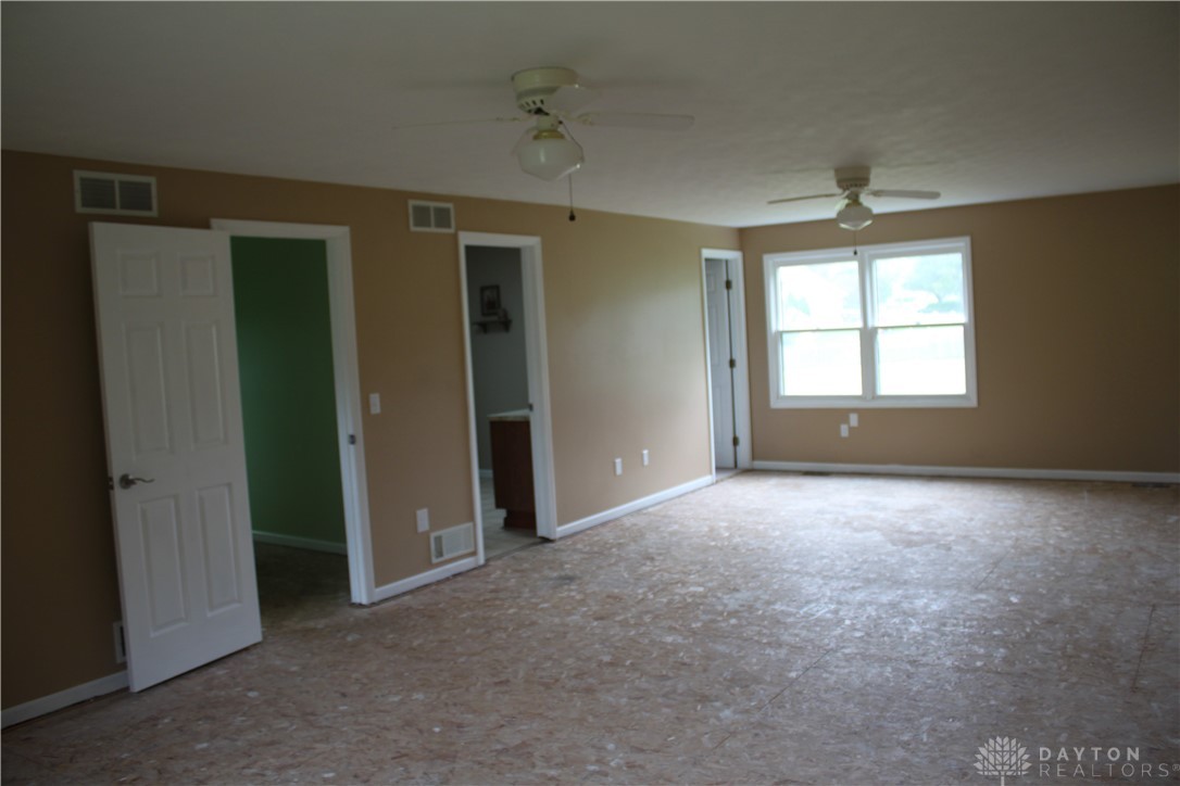 2029 Hanes Road Beavercreek, OH 45432 - Photo 12 of 30