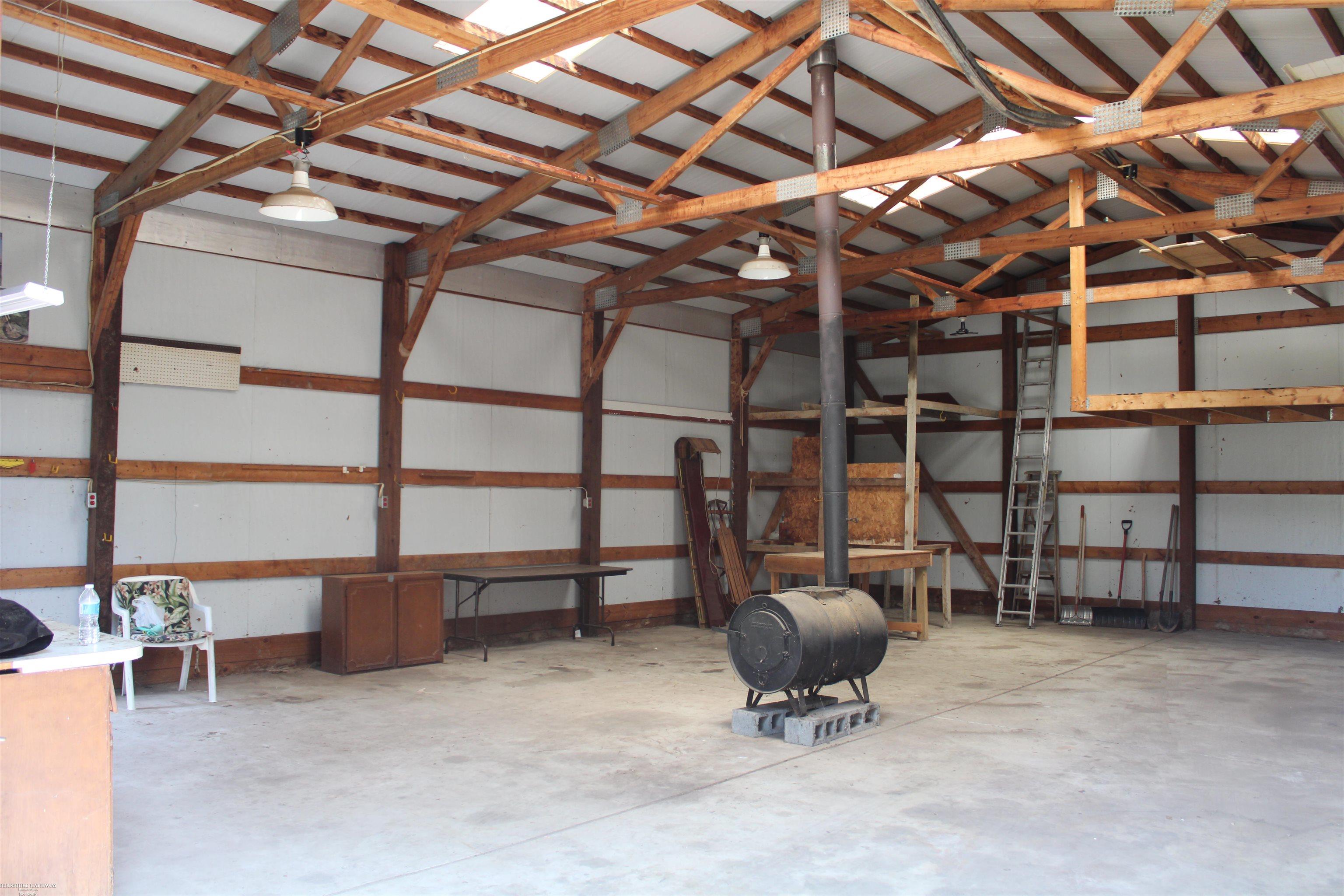 18195 Gilmore Road Armada, MI 48005 - Photo 31 of 34