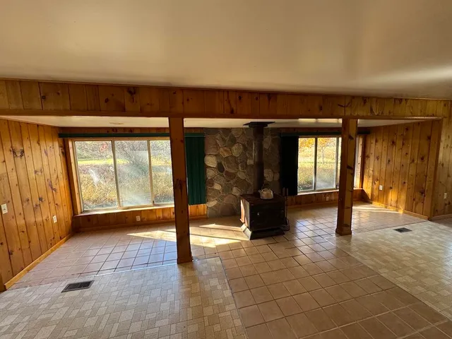 $379,900 | 5490 South Harrison Road, Houghton Lake, MI 48629