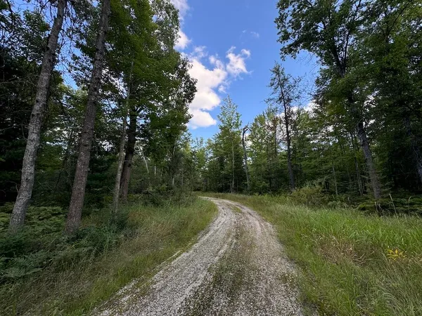 $379,900 | 5490 South Harrison Road, Houghton Lake, MI 48629