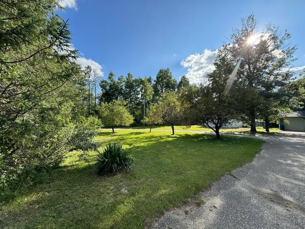 $379,900 | 5490 South Harrison Road, Houghton Lake, MI 48629