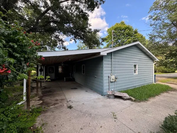 $379,900 | 5490 South Harrison Road, Houghton Lake, MI 48629