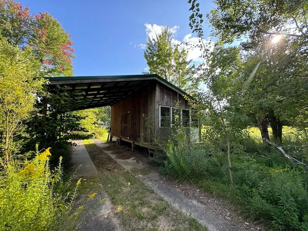 $379,900 | 5490 South Harrison Road, Houghton Lake, MI 48629