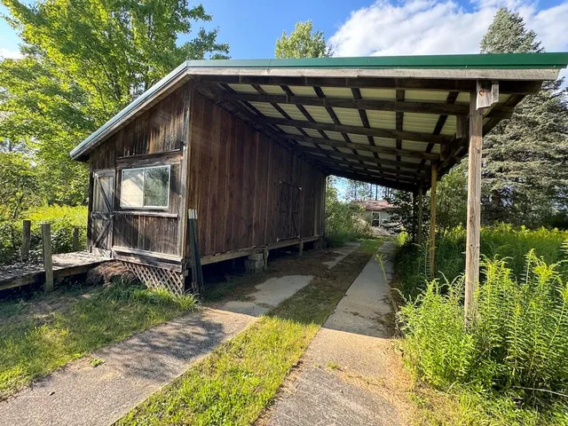 $379,900 | 5490 South Harrison Road, Houghton Lake, MI 48629