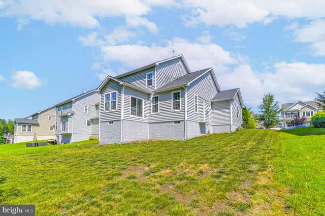 a house view with a garden space