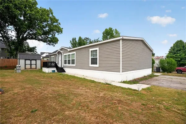 $150,000 | 6 Breezewood Drive, Hampton, GA 30228