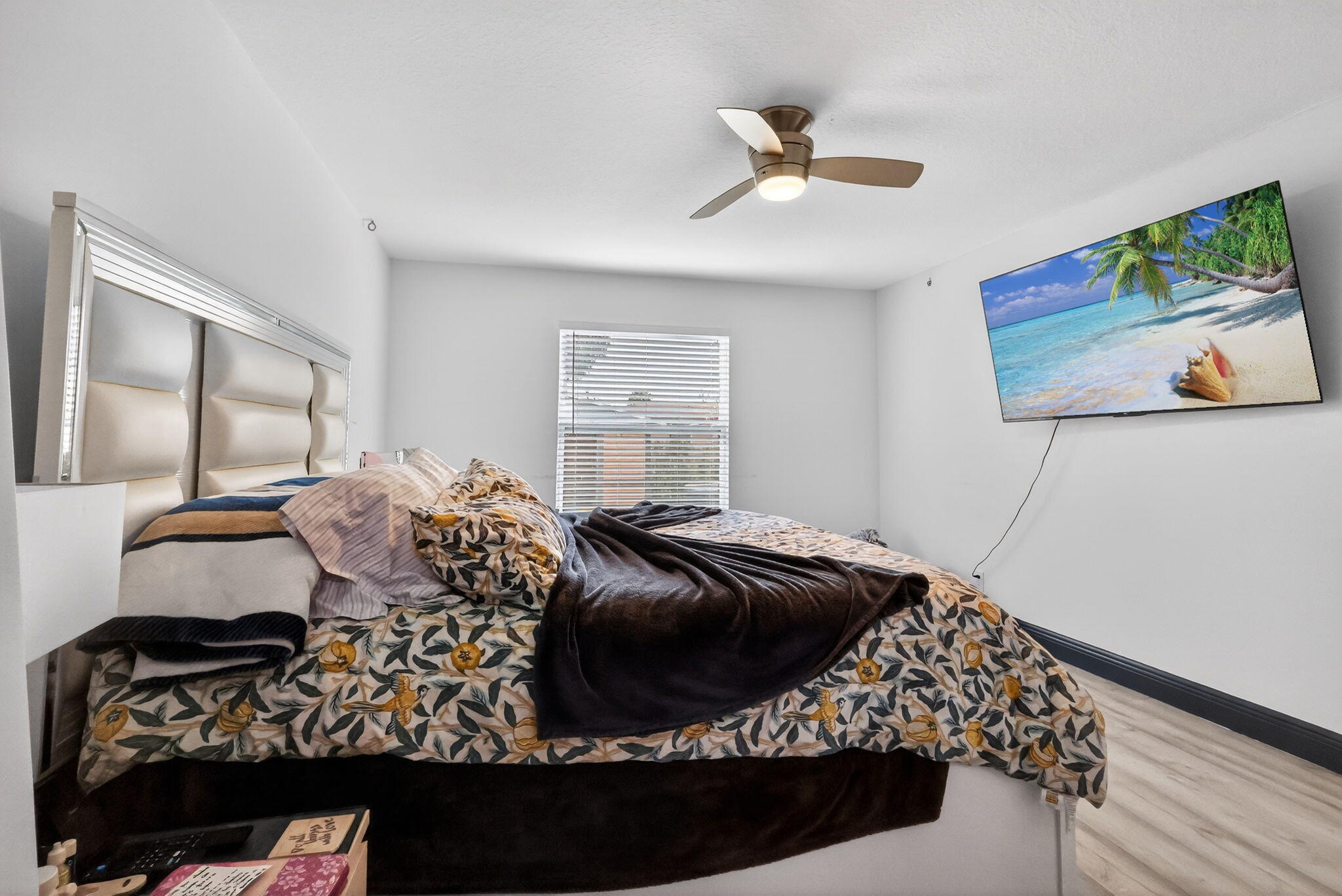 1691 West 26th Court Riviera Beach, FL 33404 - Photo 13 of 48 13-web-or-mls-F14A8609