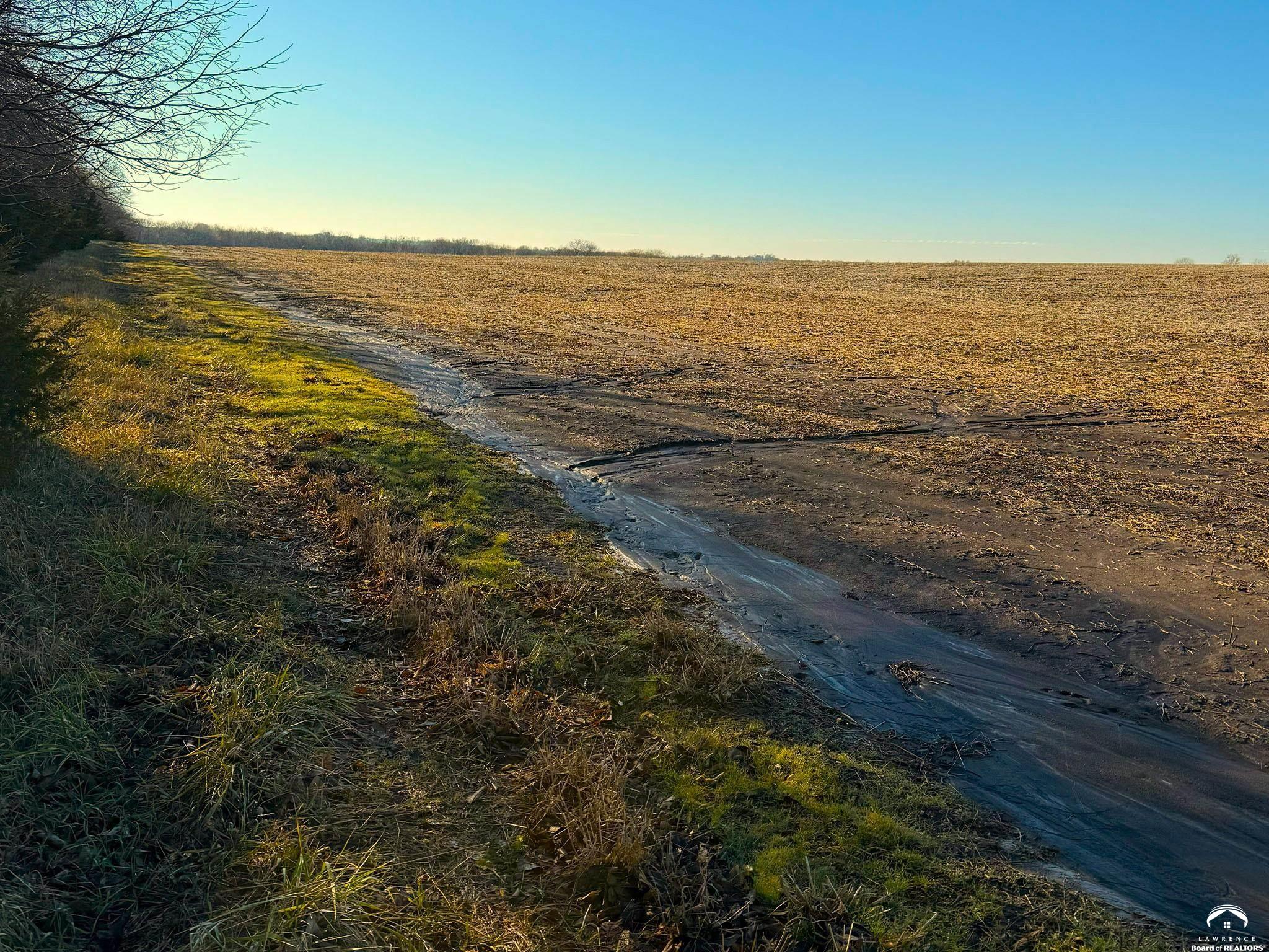 645 North 900 Road Lawrence, KS 66047 - Photo 19 of 21