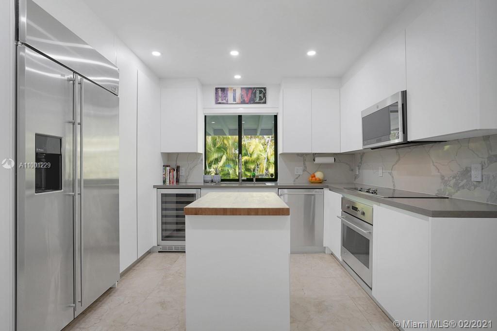 105 West Sunrise Avenue Coral Gables, FL 33133 - Photo 14 of 50