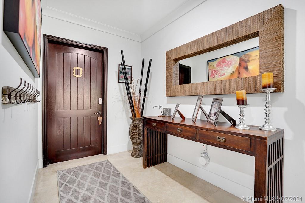 105 West Sunrise Avenue Coral Gables, FL 33133 - Photo 4 of 50