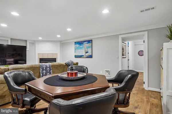 $2,200,000 | 5 Belleview Drive, Severna Park, MD 21146