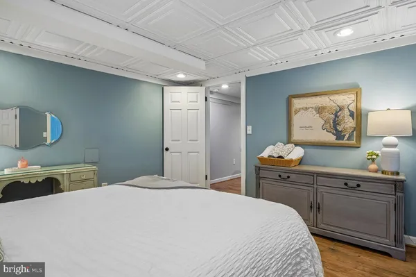 $2,200,000 | 5 Belleview Drive, Severna Park, MD 21146