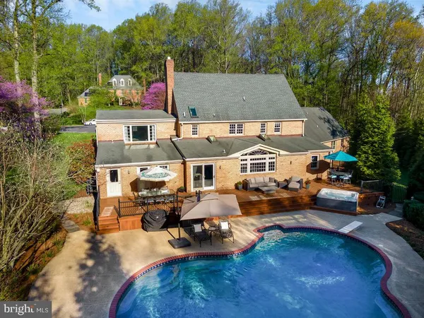 $2,200,000 | 5 Belleview Drive, Severna Park, MD 21146
