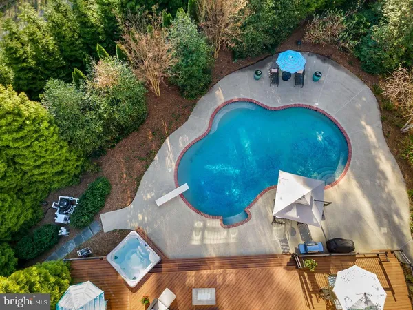 $2,200,000 | 5 Belleview Drive, Severna Park, MD 21146