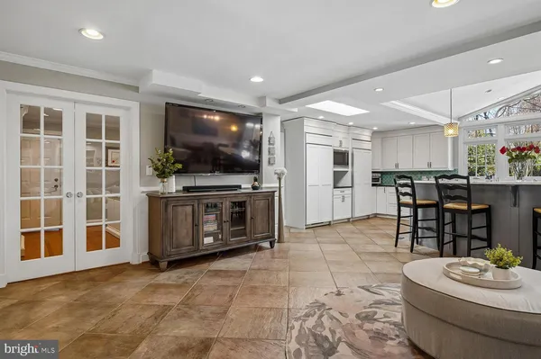 $2,200,000 | 5 Belleview Drive, Severna Park, MD 21146