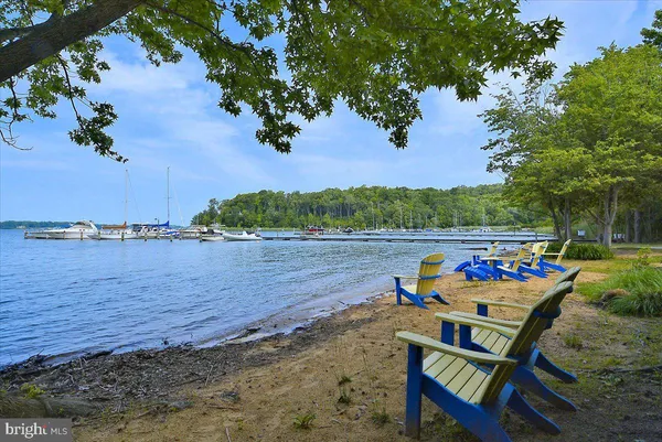 $2,200,000 | 5 Belleview Drive, Severna Park, MD 21146