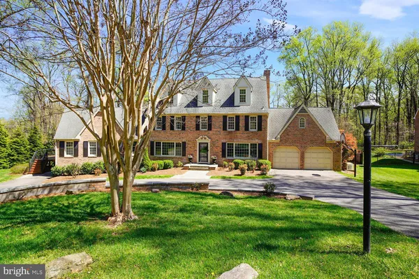 $2,200,000 | 5 Belleview Drive, Severna Park, MD 21146