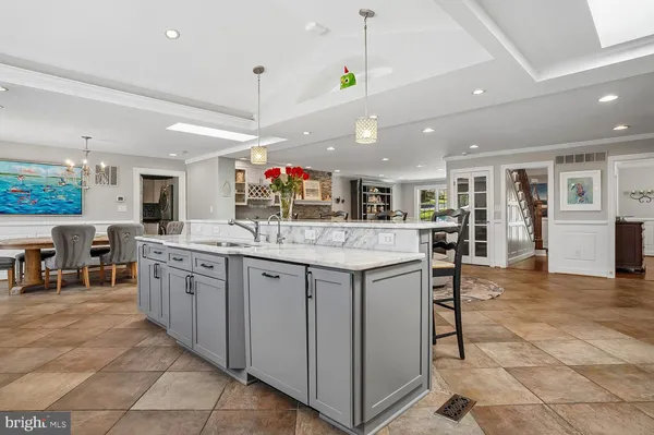 $2,200,000 | 5 Belleview Drive, Severna Park, MD 21146