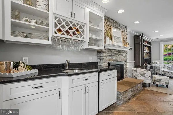 $2,200,000 | 5 Belleview Drive, Severna Park, MD 21146