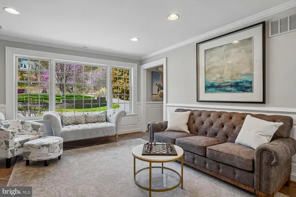 $2,200,000 | 5 Belleview Drive, Severna Park, MD 21146