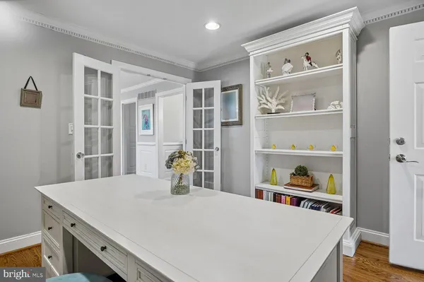 $2,200,000 | 5 Belleview Drive, Severna Park, MD 21146