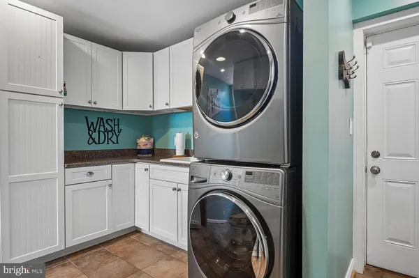 $2,200,000 | 5 Belleview Drive, Severna Park, MD 21146