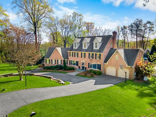 $2,200,000 | 5 Belleview Drive, Severna Park, MD 21146