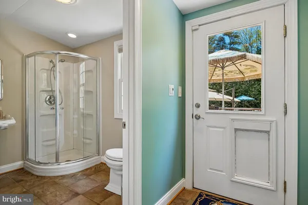 $2,200,000 | 5 Belleview Drive, Severna Park, MD 21146