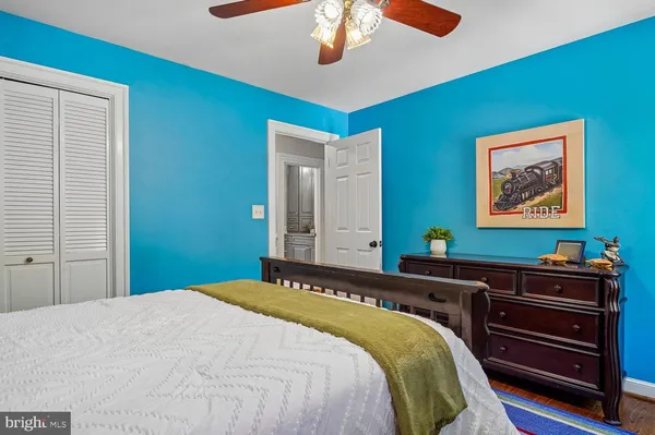 $2,200,000 | 5 Belleview Drive, Severna Park, MD 21146