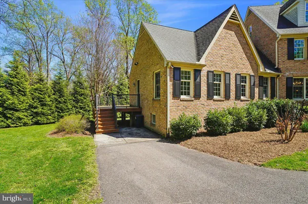 $2,200,000 | 5 Belleview Drive, Severna Park, MD 21146