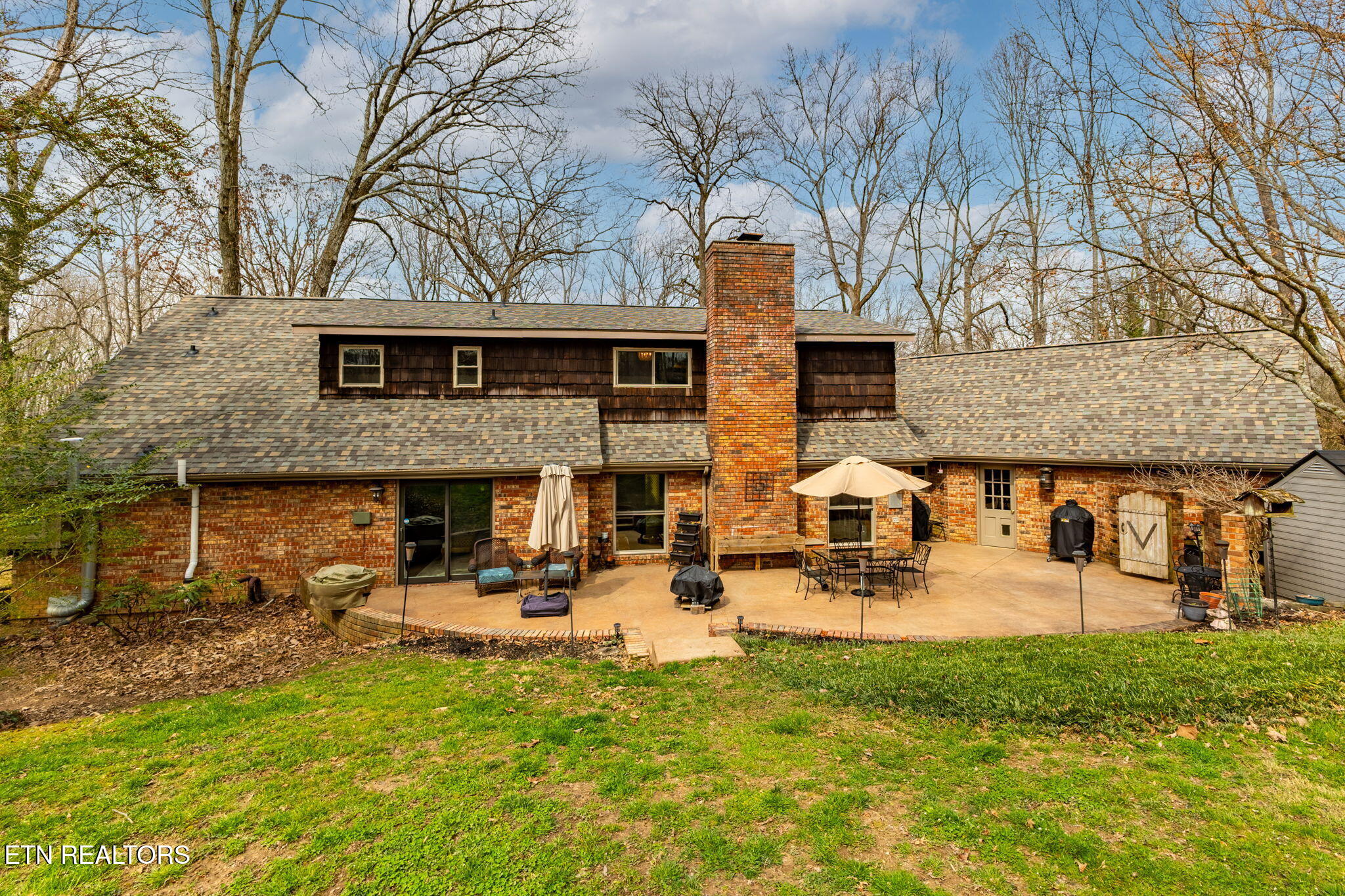 121 Wendover Circle Oak Ridge, TN 37830 - Photo 51 of 59 86-web-or-mls-3F1A4252-HDR